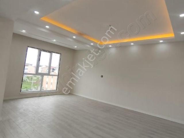 Tekirdağ Kapaklı 2+1 92 M2 Ön Cephe Cam Balkon Satılık Daire