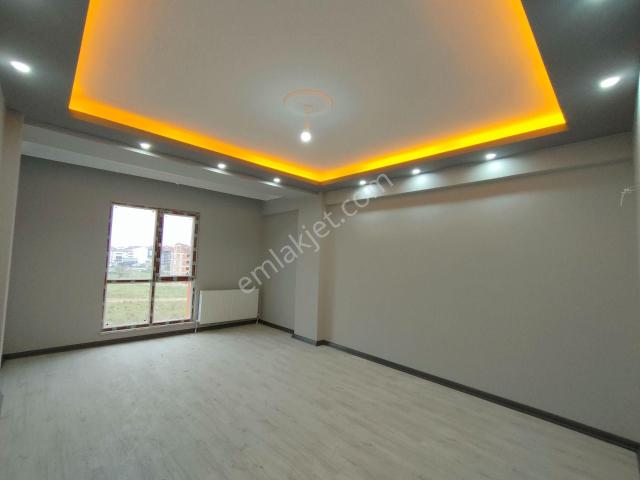 tekirdağ Kapaklı Yuvaam Mevkide 2+1 110 M2 Dairemiz Satışta
