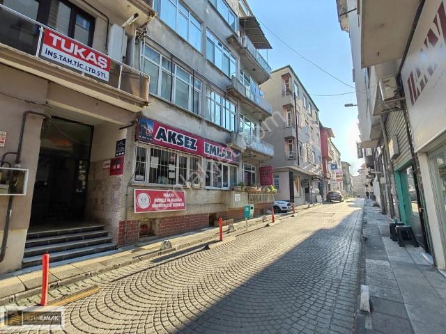 Tekirdağ Süleymanpaşa Çarşı Merkezinde Satılık 3+1 Fırsat Daire