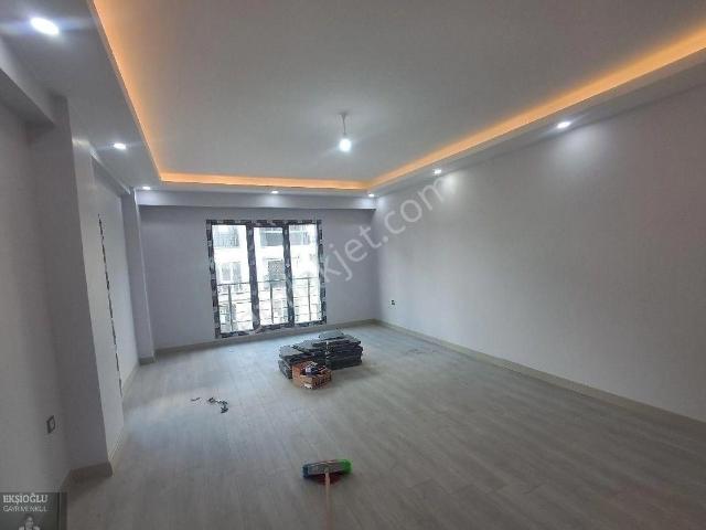 Tekirdağ Süleymanpaşa Atatürk Mah Satılık 3+1 Daire