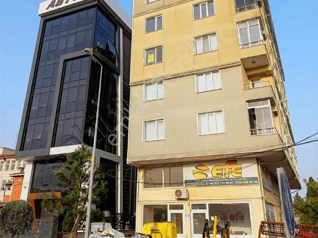 Tekirdağ Yolu'na Cepheli Binada Kiralık zem+as. işyeri 110 M²