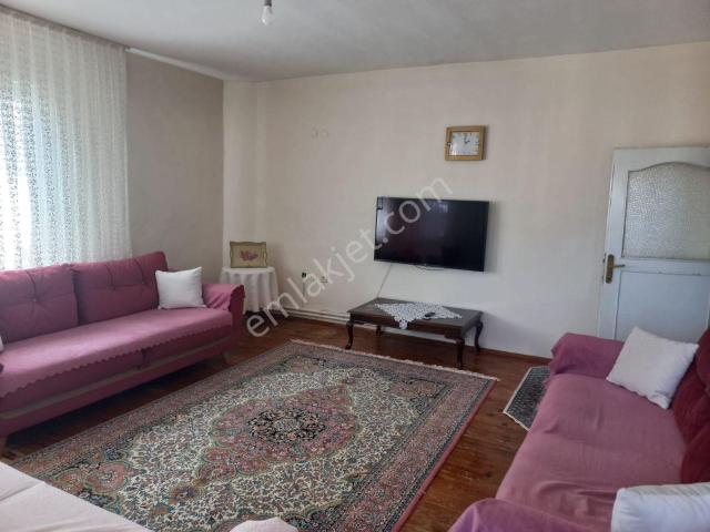 Tekkeköy 19 Mayıs Mahallesinde Satılık Daire