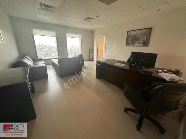 Tekstılkent Koza Plaza Masrafsız Full Yapılı 352 M2 Kıralık Ofıs
