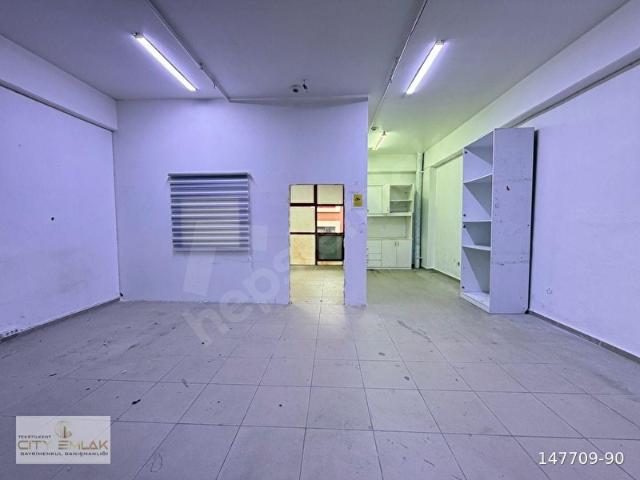 TEKSTİLKENT OTOMATİK KEPENKLİ GİRİŞ KATTA 70 M2 KİRALIK DÜKKAN