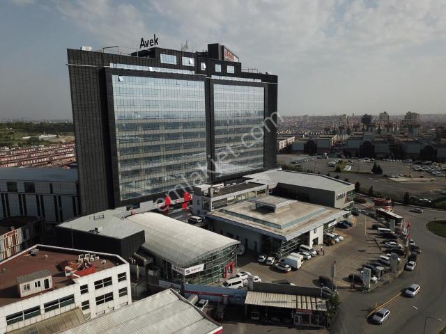 Tekstilkent'te Tem Otoyolu Üzerinde Kiralık Plaza Katı 1633 M2