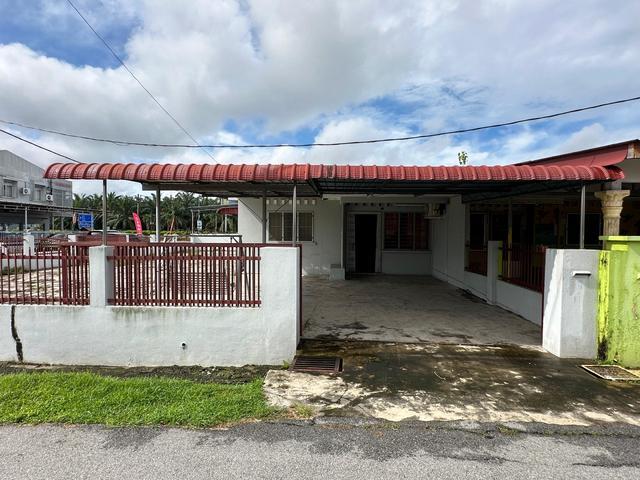 Teluk Intan Taman Changkat Freehold Single Storey Semi D Corner Dijual