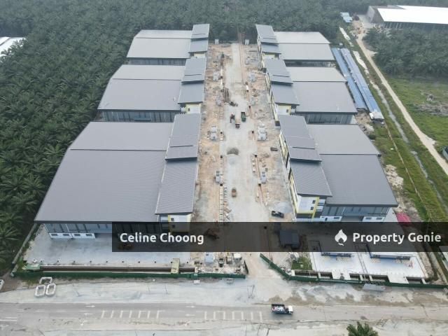 Teluk panglima garang, semi D factory