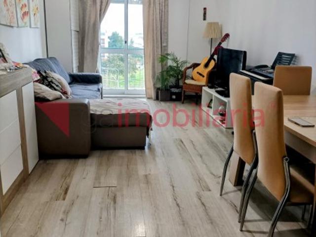 Apartamento de 4 assoalhadas, no centro de Arruda dos Vinhos