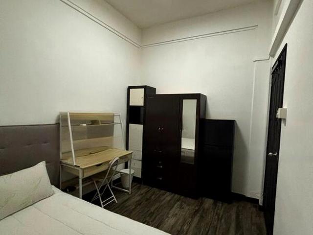 Telok Kurau Road D15, Apartment