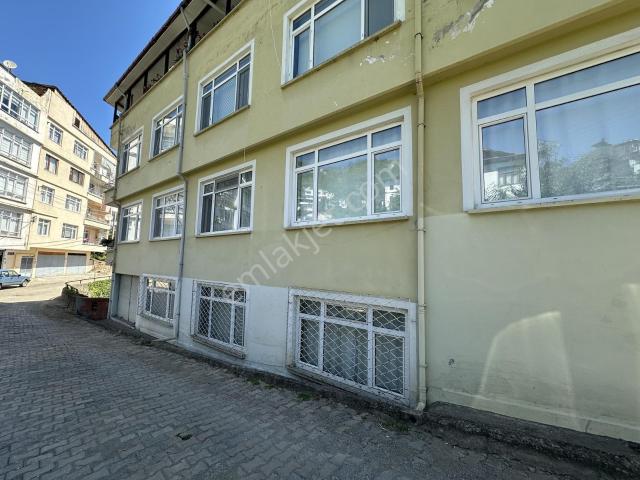 Tepe Gayrimenkul Aziziyede 3+1 Eşyalı Kiralık Daire