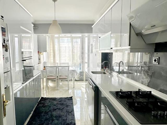 Tepebaşı Mah Cadde Üzerinde 4+1 Full Yapılı Satılık Dubleks