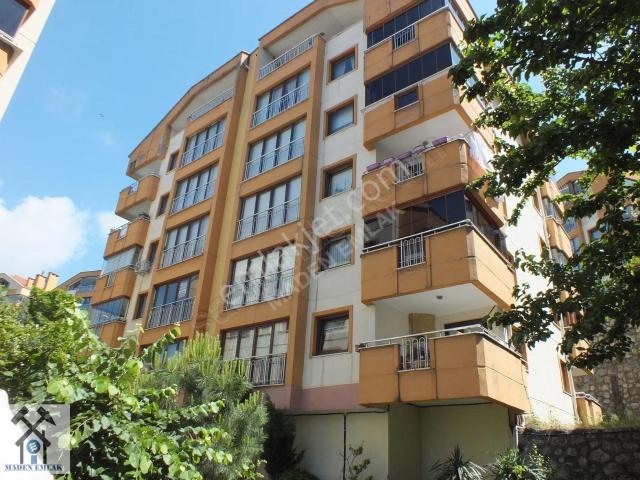 Tepebaşı'nda Deniz Manzaralı, Teraslı Satılık 2+1 Daire