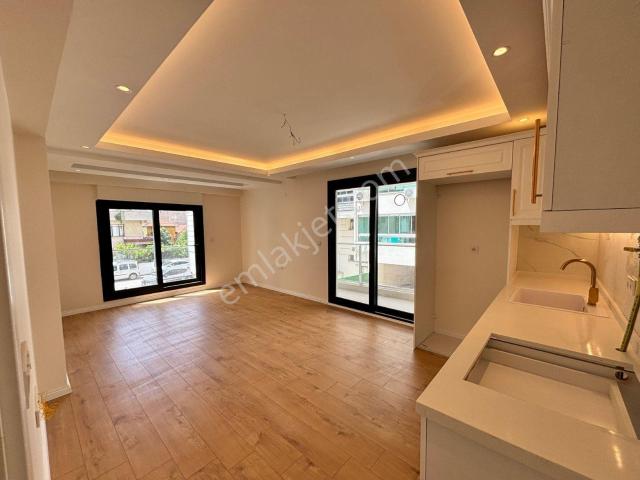 Tepeköy Çarşı Merkezde Satılık 2+1 Satılik Lüx Daire