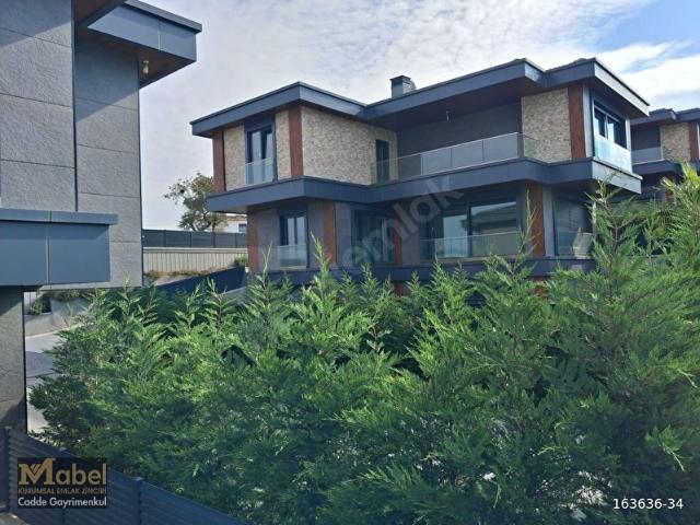 Tepeören'de Muhteşem Villa