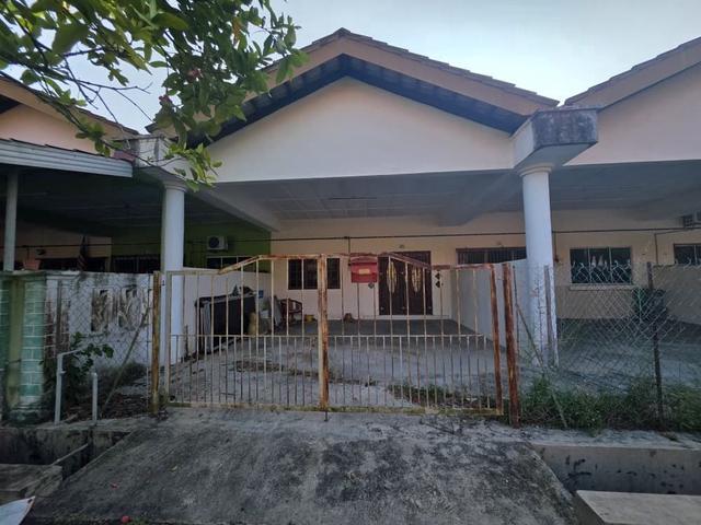 Tepi Airport Extend Teres Setingkat Pandan Aman 1 Kuantan