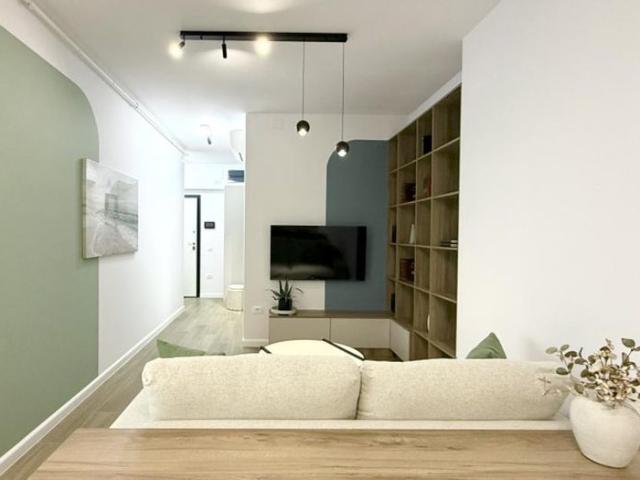 Terasă 14 mp, piscină și design premium – Future Residence | Com 0%