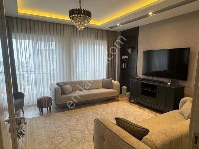 Teras Gayrimenkul'den Atatürk Mah. Site İçerisinde Satılık Daire