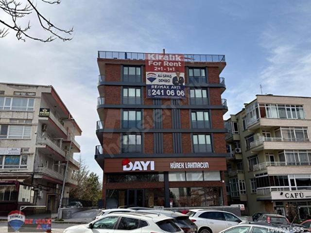 TERASLI MECLİS MANZARALI SIFIR LÜX MOBİLYALI 1+0 DAİRE