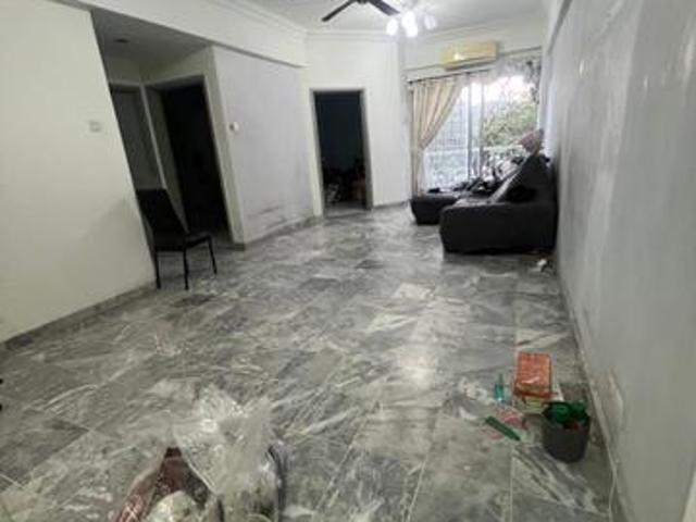 Teratai Mewah Condominium