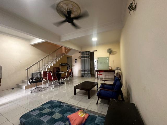 Teres 2 Storey Taman Cahaya Lorong Abd Aziz Jalan Kebun Seksyen 30