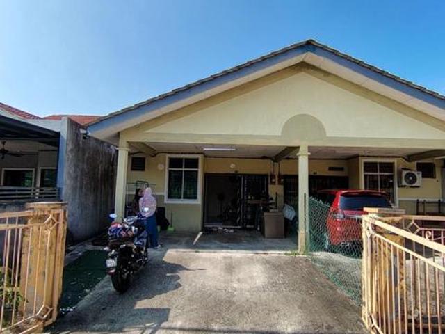 Teres 1 Tingkat Di Taman Intan Duyung Port Dickson N9