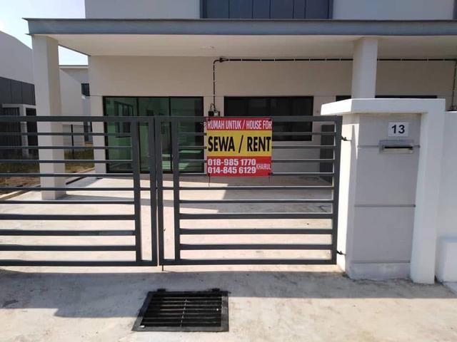 Teres 1 Tingkat End Lot untuk DIJUAL