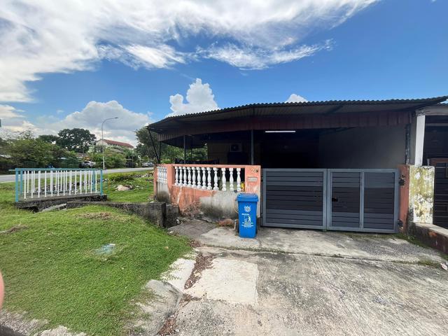 ENDLOT Teres 1 Tingkat Renovated Unit Seksyen 24 Shah Alam