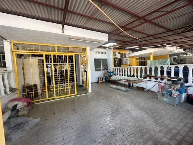 Teres 1 Tingkat Parit Buntar Renovated Open Facing 250k