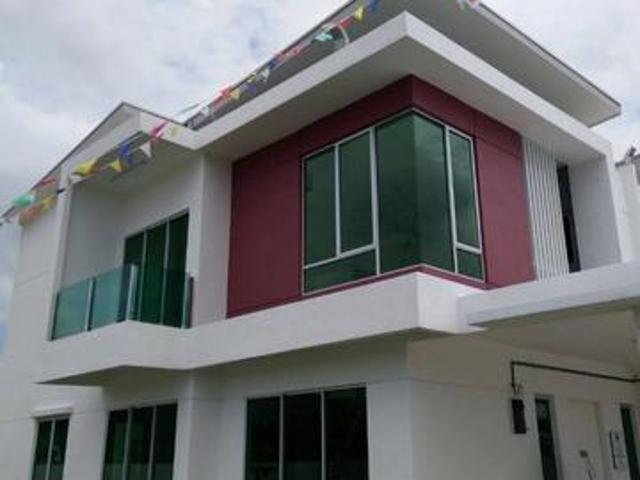 Teres 2 Tingkat 22 x75 Bumi Lot Kluang