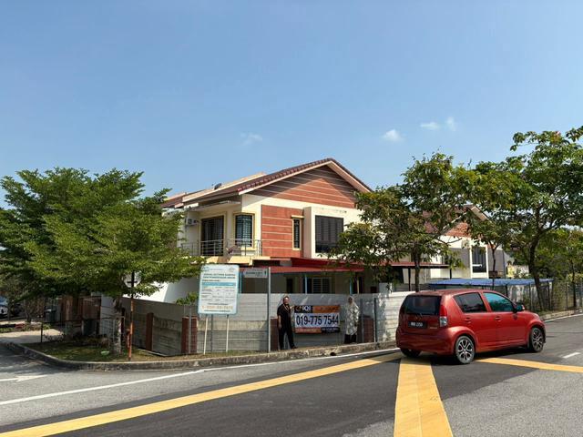 Teres 2 Tingkat Corner Lot Tanah Luas Taman Nada Alam Fasa 1 Nilai