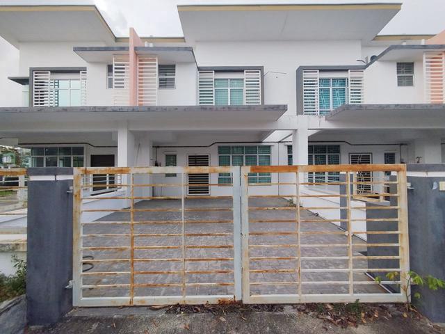 Teres 2 Tingkat Bandar Hillpark Cherry 1 22x65MURAH