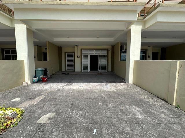 Teres 2 Tingkat Bandar Sp Saujana