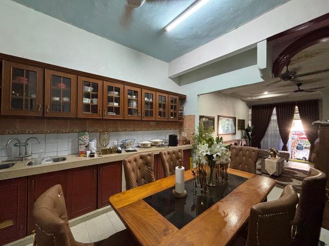 Teres 2 Tingkat di Alor Tempoyak Dungun Rumah Cantik Extend Dapur