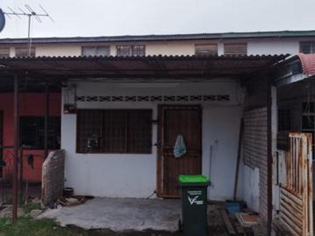 Teres 2 Tingkat Di Sg Layar Untuk Dijual Murah