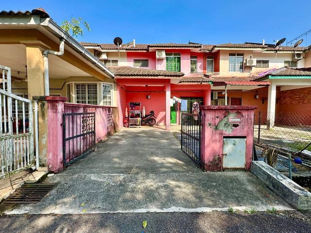 Teres 2 Tingkat di Tmn Desa Vista Leasehold 4R3B