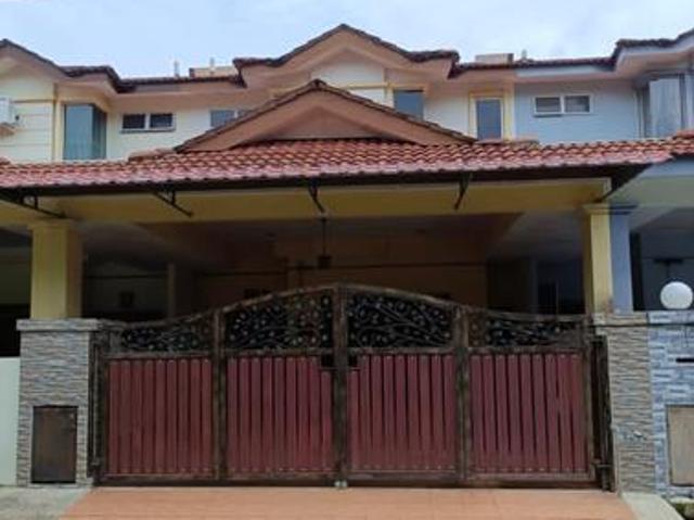 Teres 2 tingkat di TAMAN ANGGERIK 2 BENTONG untuk dijual