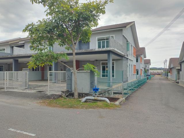 TERES 2 TINGKAT End Lot 1647 sq ft TAMAN JUASSEH SENTOSA
