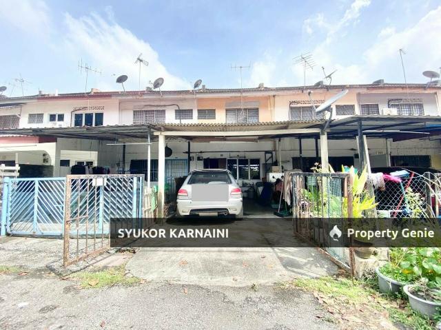 Teres 2 Tingkat, Seksyen 25 Shah Alam