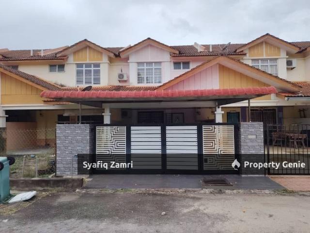 Teres 2 Tingkat Seri Mahkota Aman, Kuantan