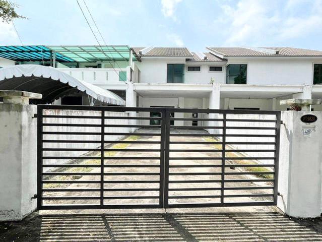 Teres 2 tingkat Taman Geliga Kemaman
