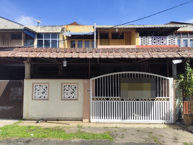 Teres 2 tingkat taman Ehsan Permai bukit kuang