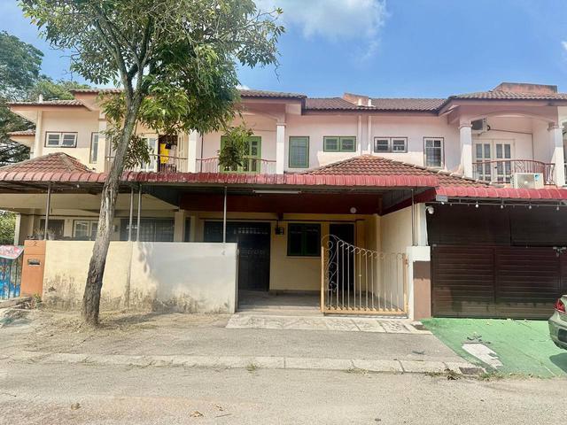 Teres 2 Tingkat Taman Impiana Adril Menglembu Ipoh