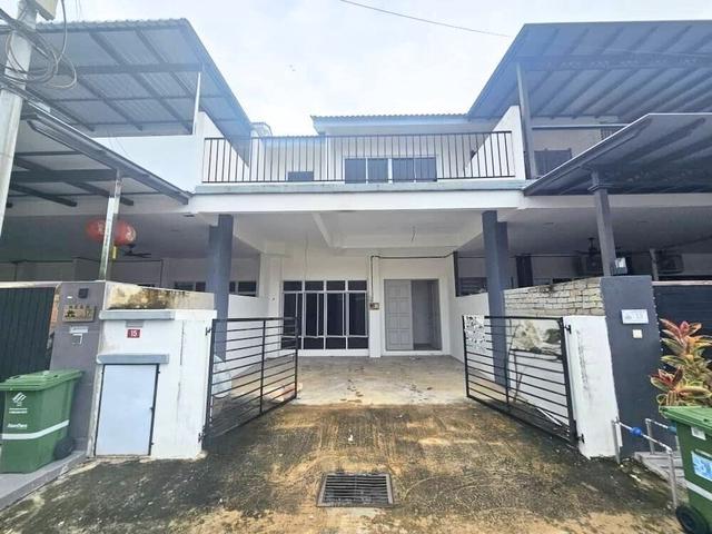 TERES 2 TINGKAT TAMAN MAWAR INDAH TRIANG PAHANG UNTUK DiJUAL