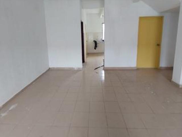 Teres 2 Tingkat Taman Serendah Makmur