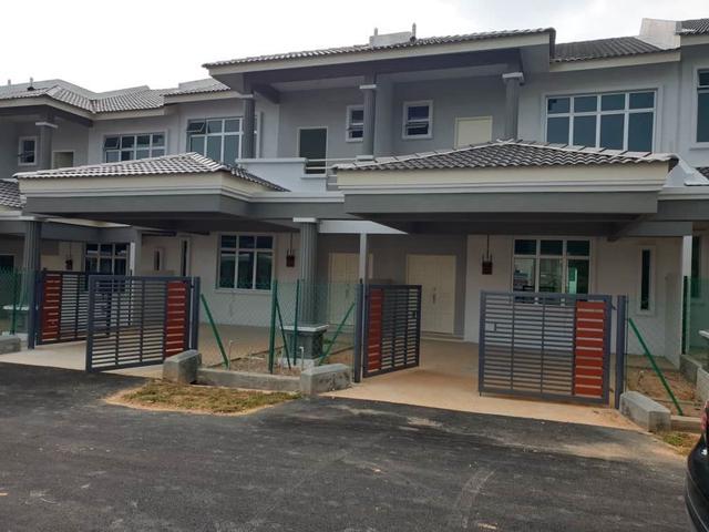 Teres 2 tingkat Taman Sri Jasin Jasin Untuk Dijual