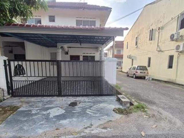 Teres 2 Tingkat Taman Tamby Chik Karim End Lot Batu Berendam