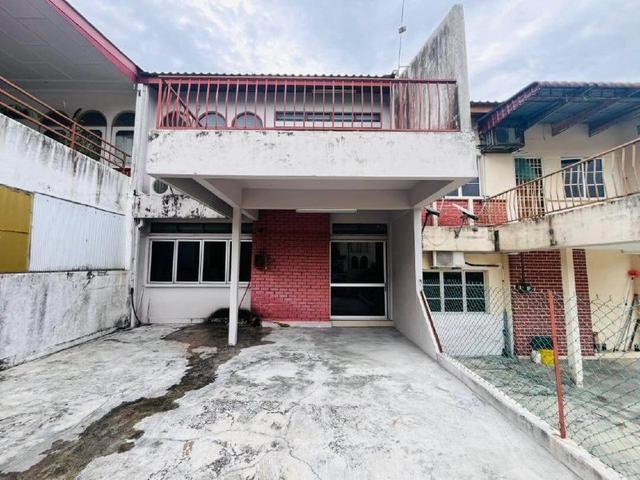 Teres 2 Tingkat Untuk Dijual Di Taman Indah Batu Gajah