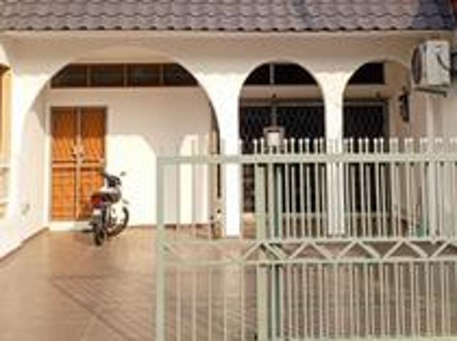 Teres 2 Tingkat yang Diubahsuai dan Berperabot Bukit Piatu Melaka Jual