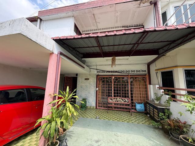 Teres 2Tingkat Teluk Pulai Klang Freehold
