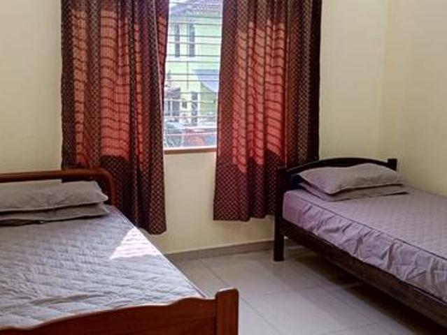 Teres 2Tingkat yang Diubahsuai Berperabot Bukit Piatu Melaka Jual